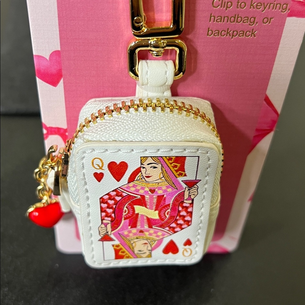 Piper K | Queen Of Hearts ♥️🃏 Zipper Pouch Bag Charm - Picture 7 of 9